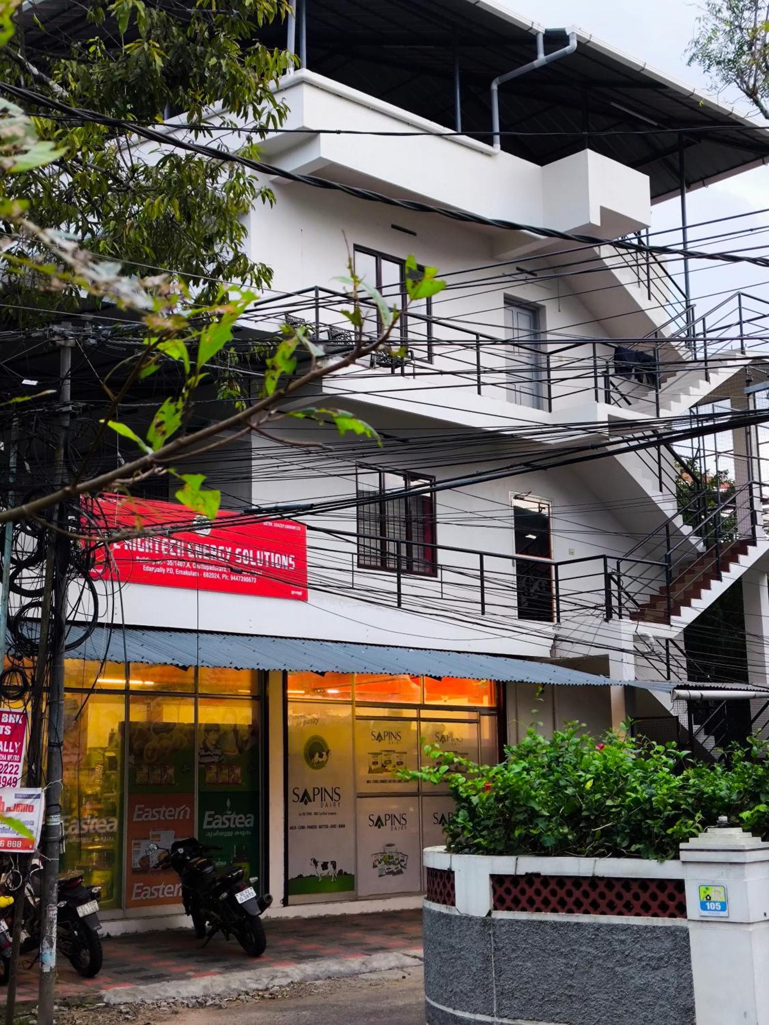 Hostel Stayzo Kochi Exterior foto