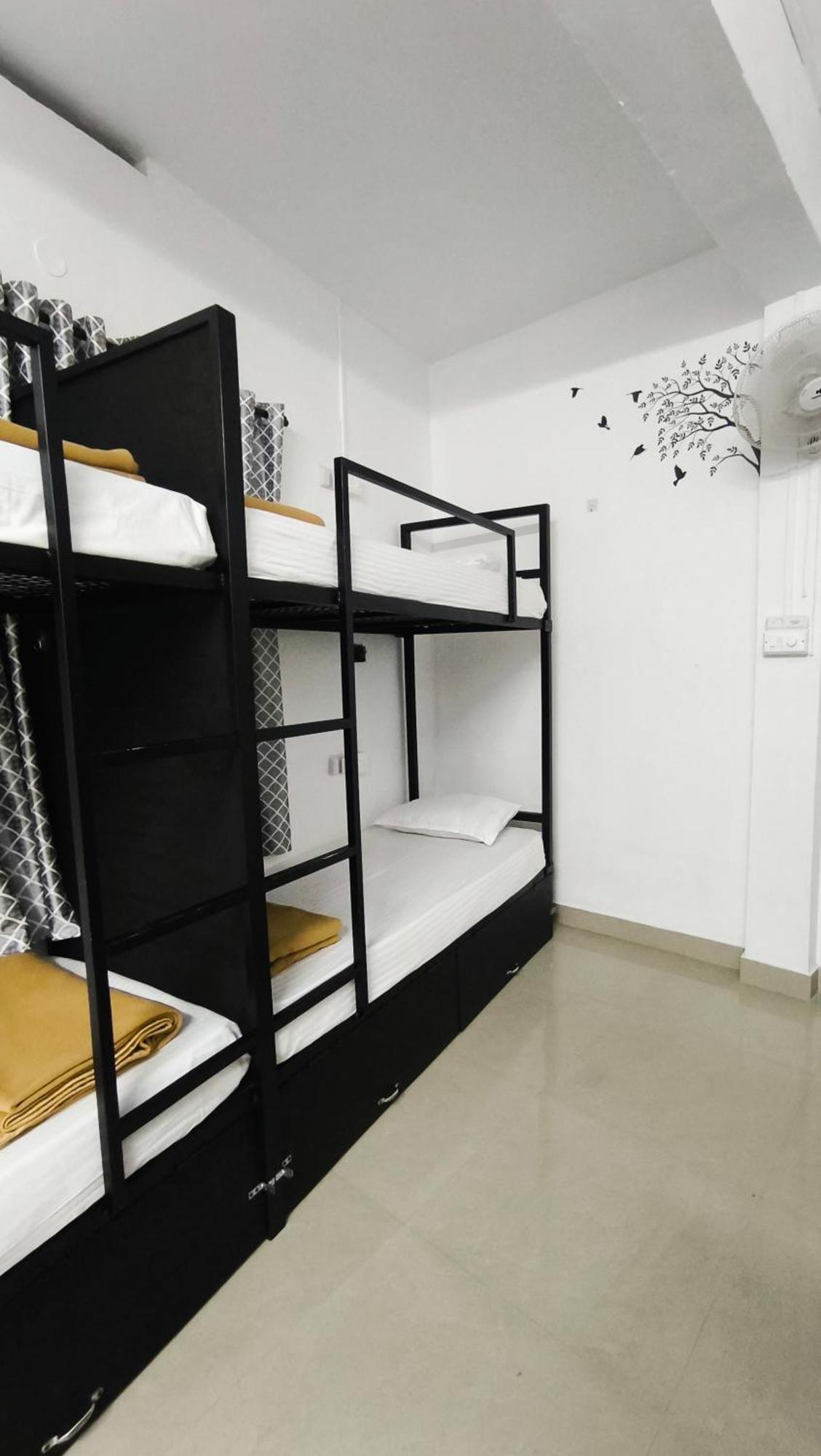 Hostel Stayzo Kochi Exterior foto